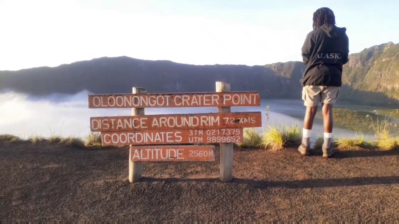 HIKING MT.LONGONOT AND GOING INSIDE THE CRATER