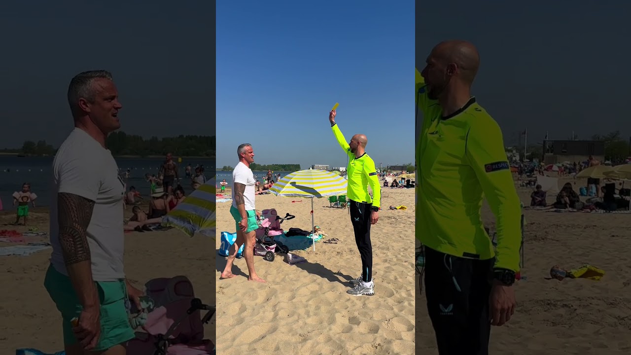 Wait for the last foul 😱😂#footballplayer #futbol #soccer #football #futebol #referee #beach #foul