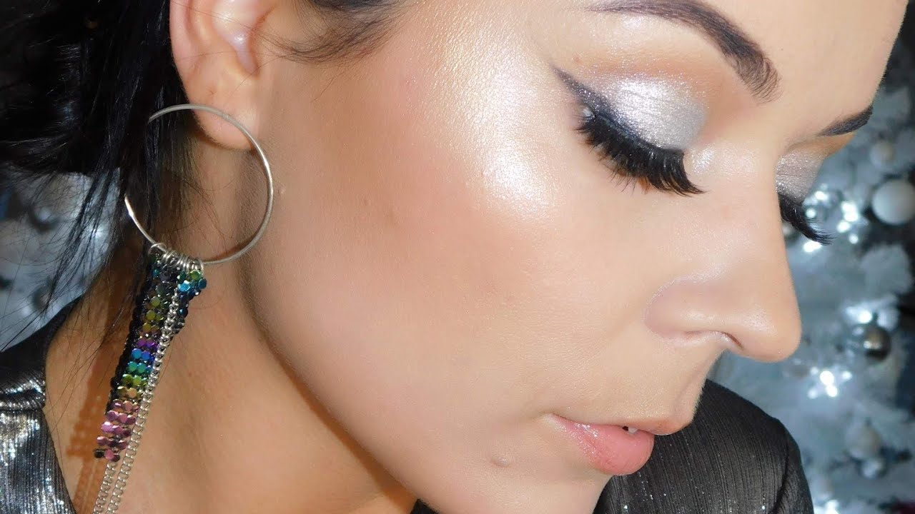 MAKIJAŻ SYLWESTROWY 🎊💄 #NEWYEARSMAKEUP#silvermakeup