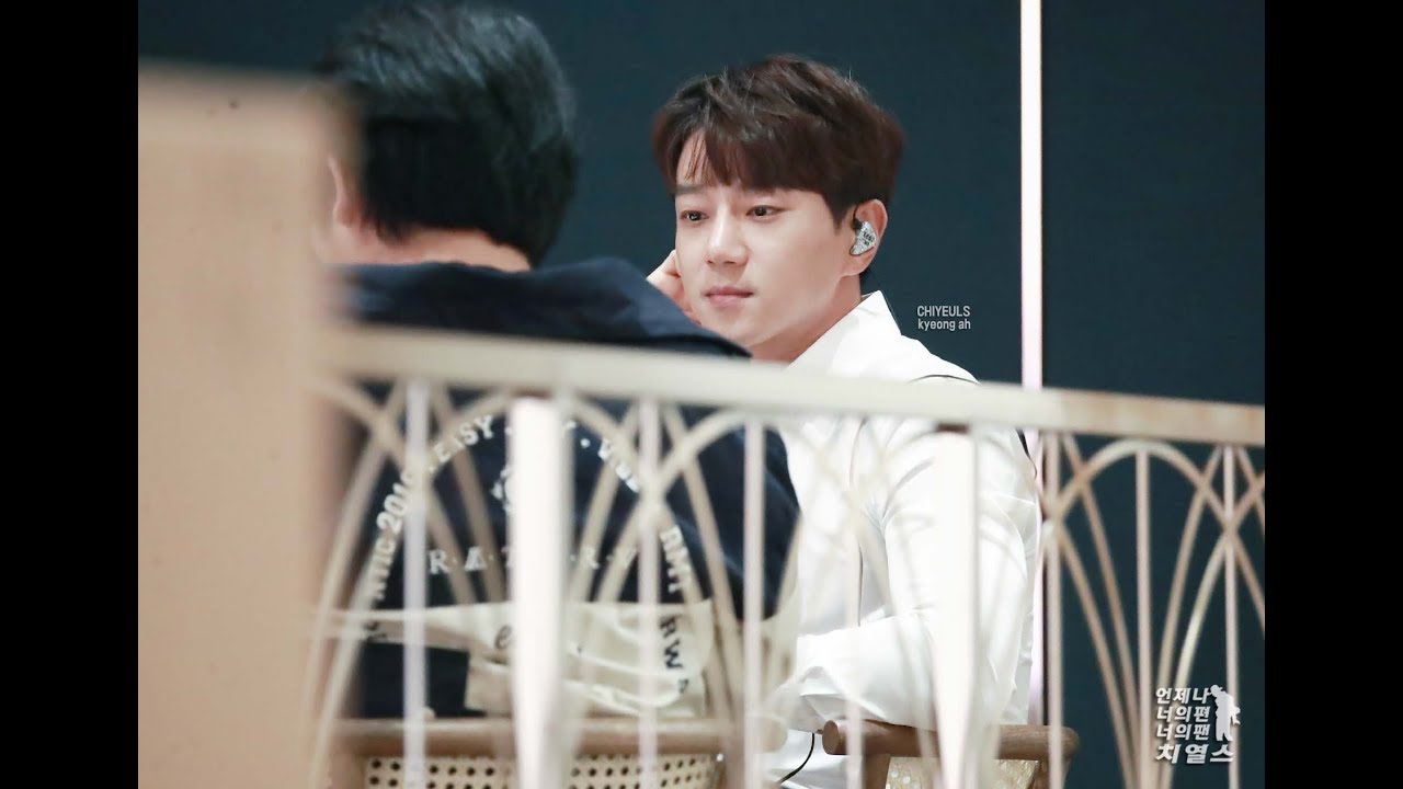 20190925 YOROYAL 기업행사 황치열 무대공연전 대기실 상황 차도남♥시크열♥♥  고화질 직캠 黃致列 Hwang Chiyeul chiyeul hwang