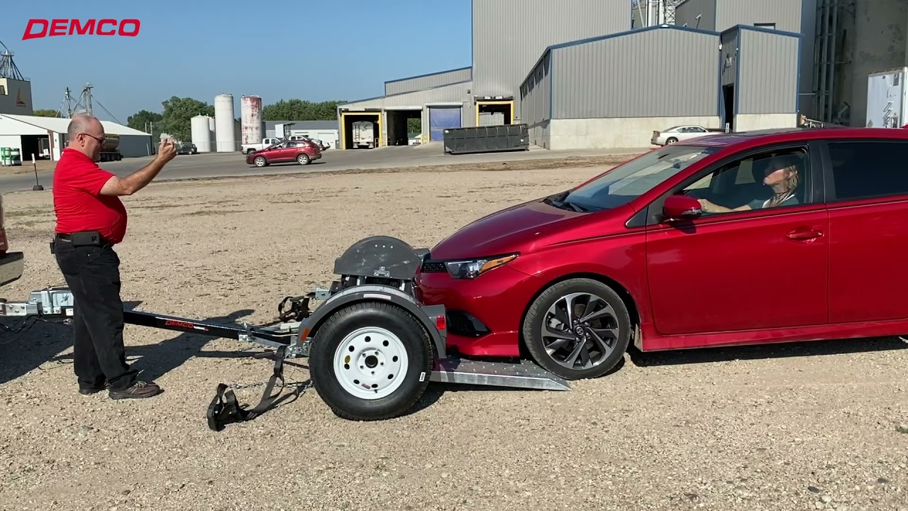Погрузка, разгрузка и как подключить тележку Demco KarKaddy X Tow