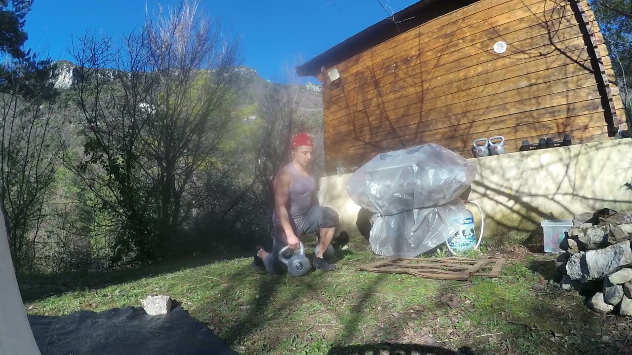 💥 2 KB (20KG) LEGS CROSSWORKOUT PERFECT TRAINING - 45 SEC d'effort video brut sans montage 1/2