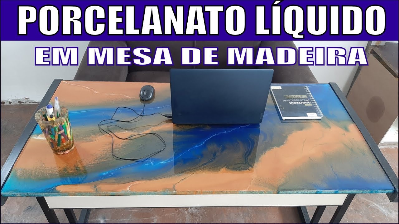 Porcelanato Líquido em mesa de madeira