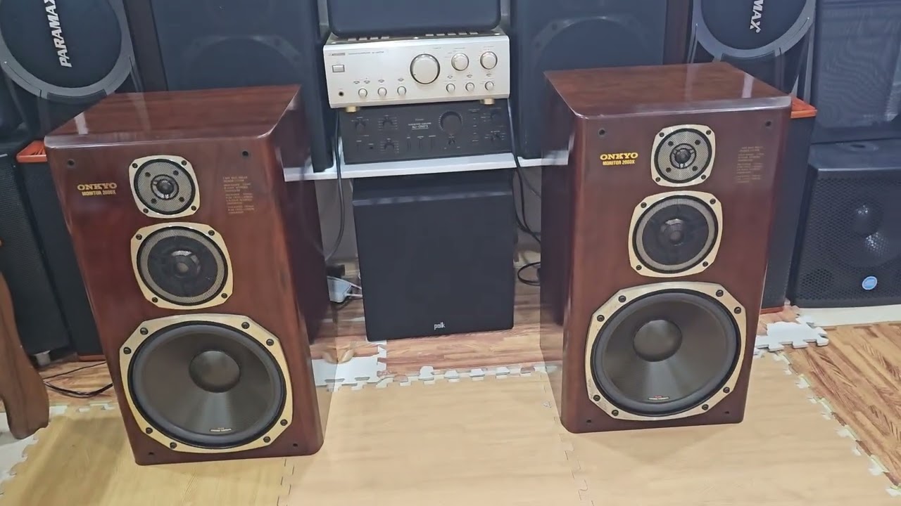 Loa onkyo 2000x quá hay, bày đẹp. Nguyên zin, độ mới cao. Giá bán 23tr. Alo e 0869585567