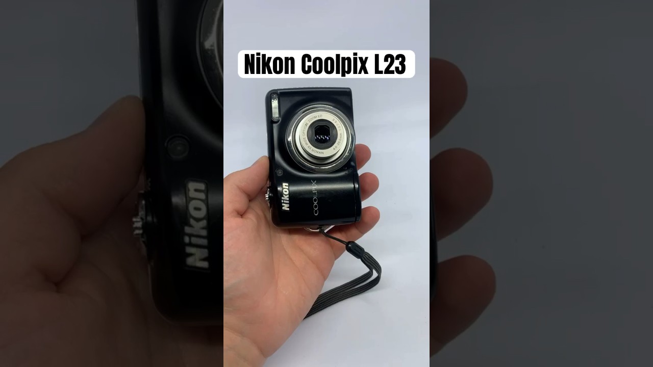 Nikon Coolpix L23 Digital camera 2000s