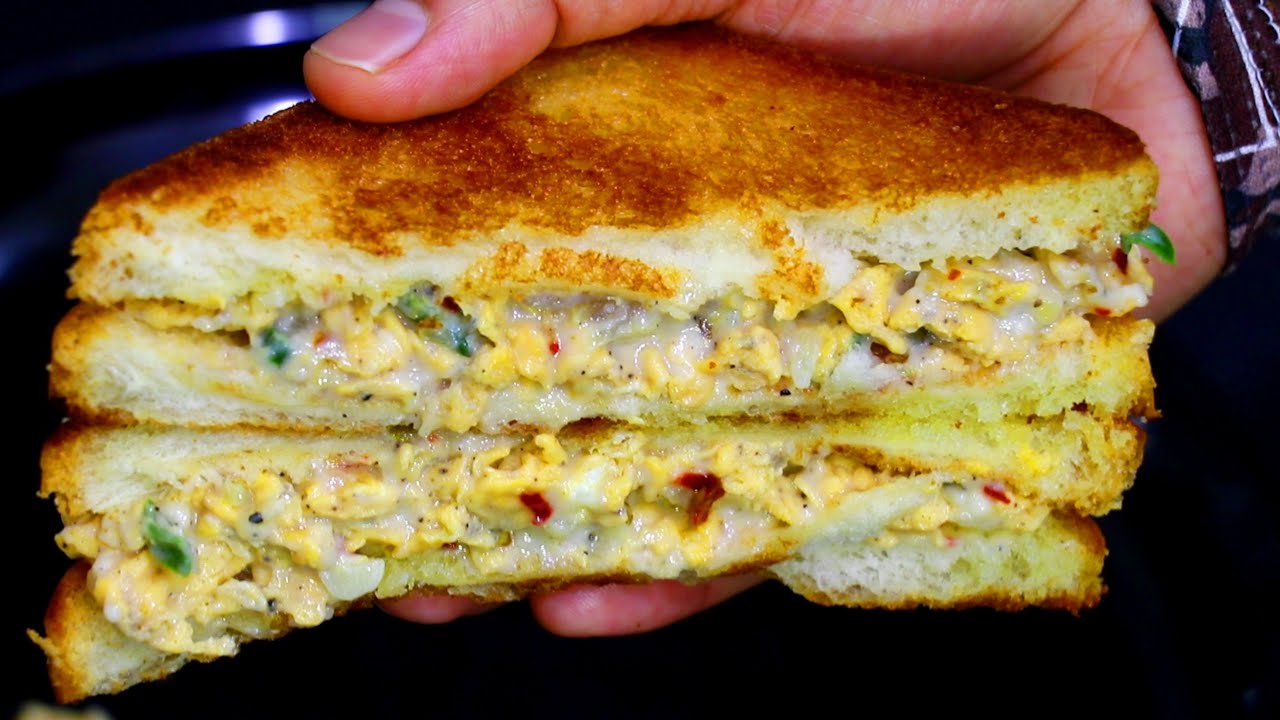 Try making a delicious and easy bread sandwich like this.