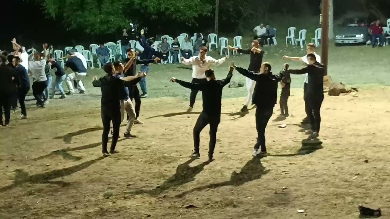İSA BAŞAĞA ÇALIYOR GÜNEY GENÇLİK OYNUYOR👈
