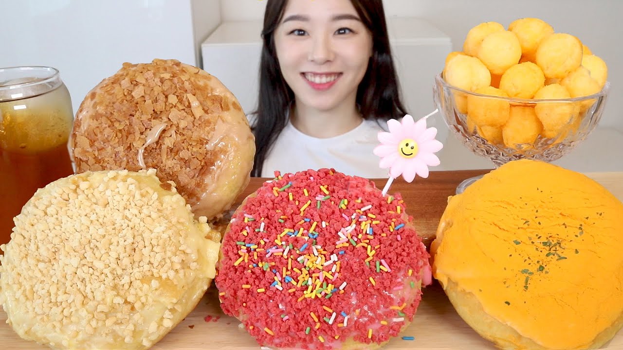 SUB) ASMR Гигант Кремовый пончик Хлеб Мукбанг 🍩 Шоколад Арахисовое масло Малина Сырный шарик Nutella