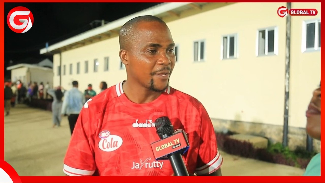 MASHABIKI wa SIMBA WAVUJA JASHO - 