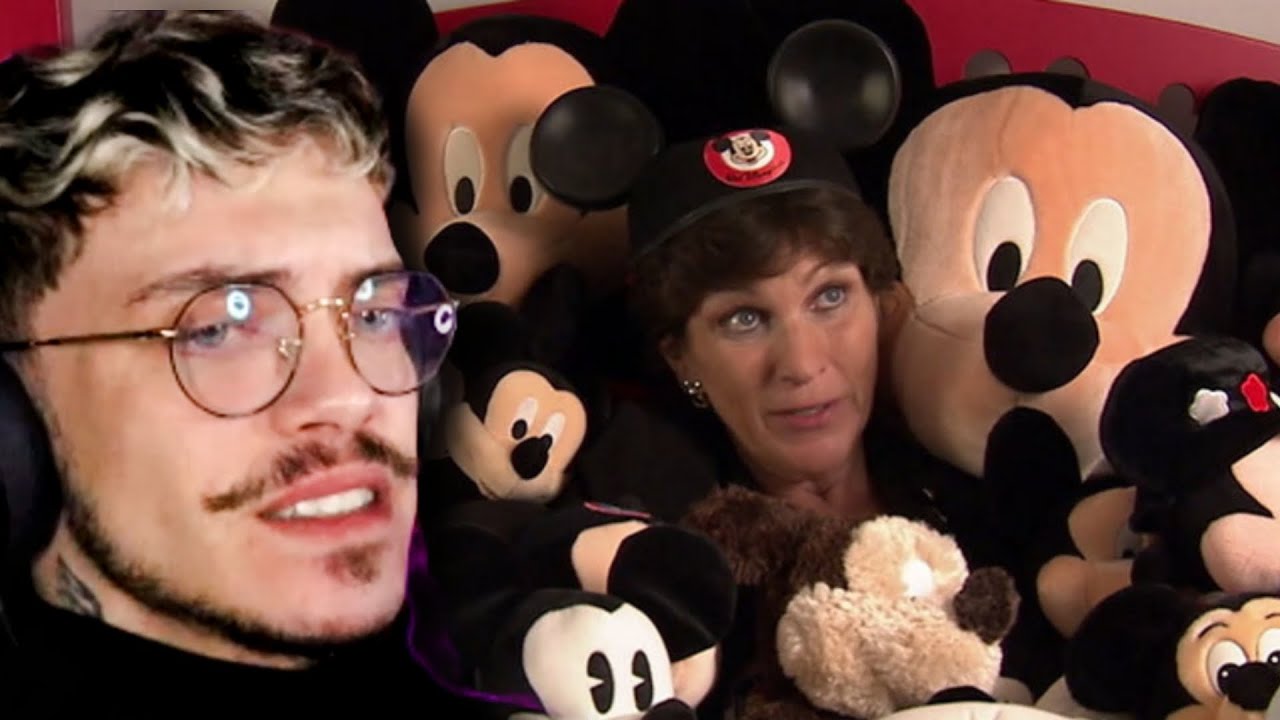 ELA é ESTRANHAMENTE APAIXONADA pelo MICKEY