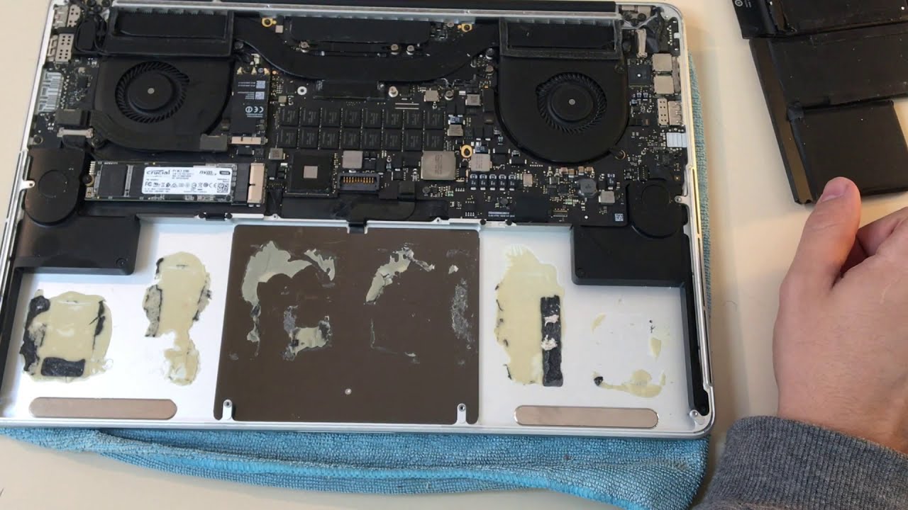 Changer la batterie d'un MacBook pro 15 Retina