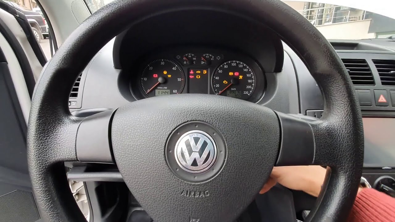 POLO ÖN KAPUT SWITCH VE SİLECEK KADEME ARIZASI