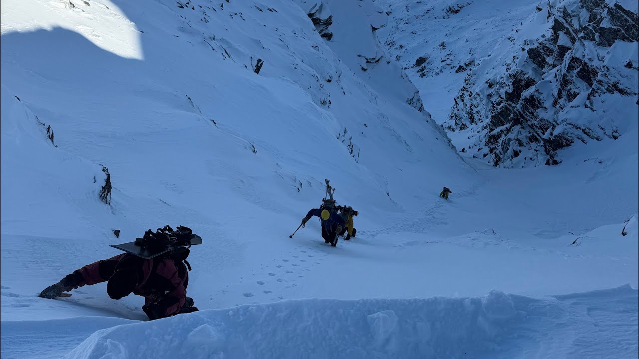 Beinn an Dothaidh .. banshee and west gully double ..spiltboarding in Scotland 