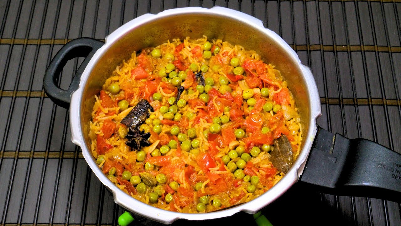ಸ್ಪೆಷಲ್ ಟೊಮೆಟೊ ಬಾತ್ ರುಚಿಕರವಾಗಿ ಮಾಡುವ ವಿಧಾನ I How to make special tomato bath