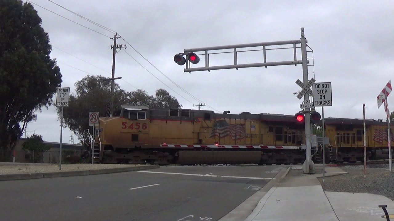Smith St Railroad Crossing Video 2, 4/12/20