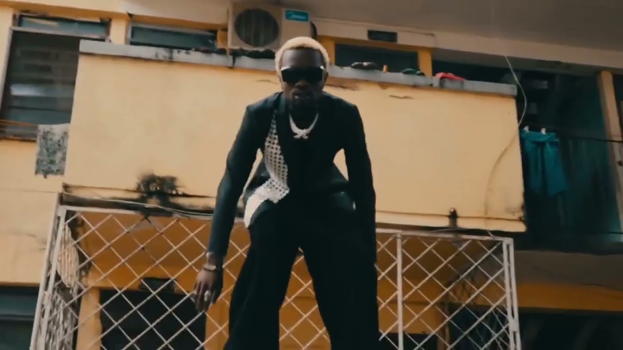 Izara _black_c'est la partie la _feat_Zuko_ya_deble_clip_officiel.mp4