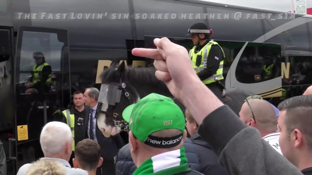 Celtic 1 - Rangers 0 - Warm Welcome for Stevie G & the Team as they Leave Bus - 02.09.18
