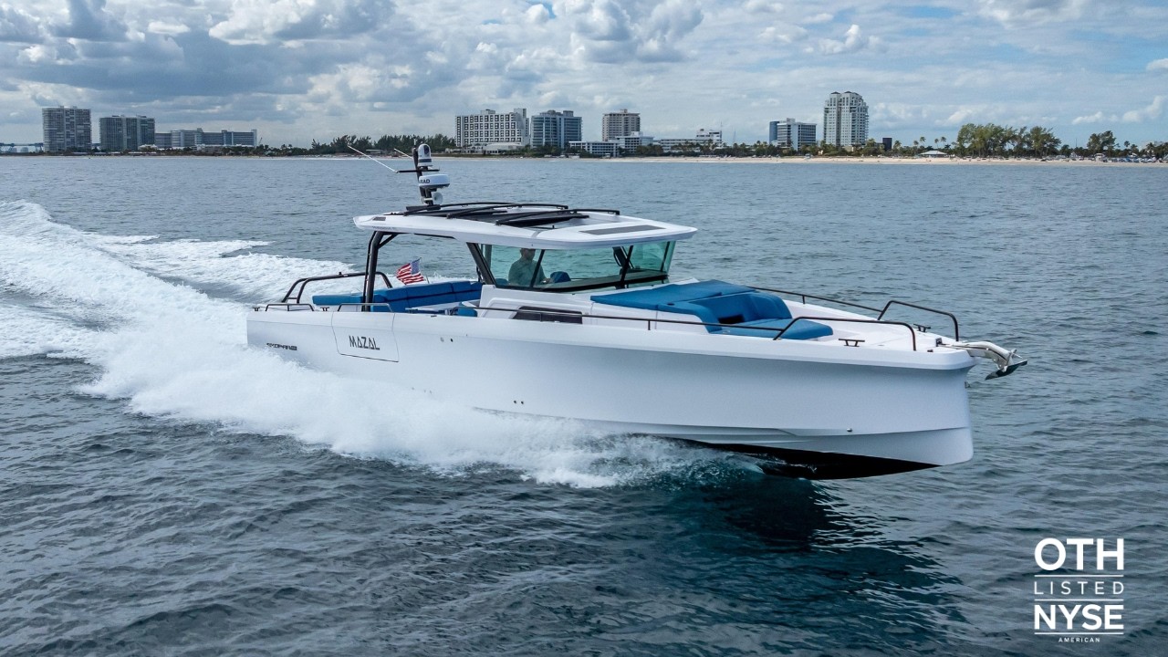 2025 Axopar 45 Cross Top - Off The Hook Yachts