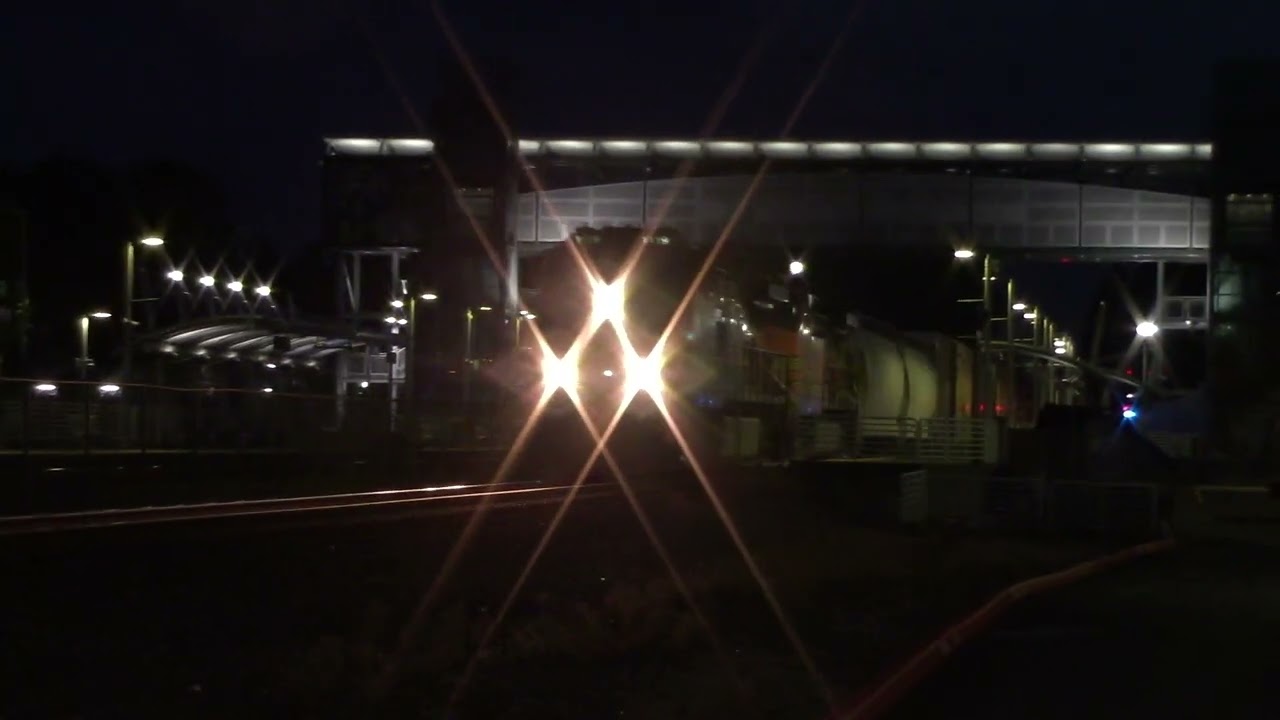 (9/22/2024) (BNSF 1119 W/ LOUD RS3L leads!) Variety of cars #621
