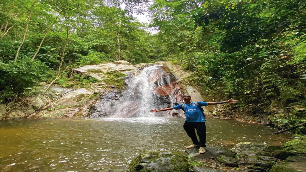Explorando el Parque Nacional SAN ESTEBAN encontramos la CASCADA 