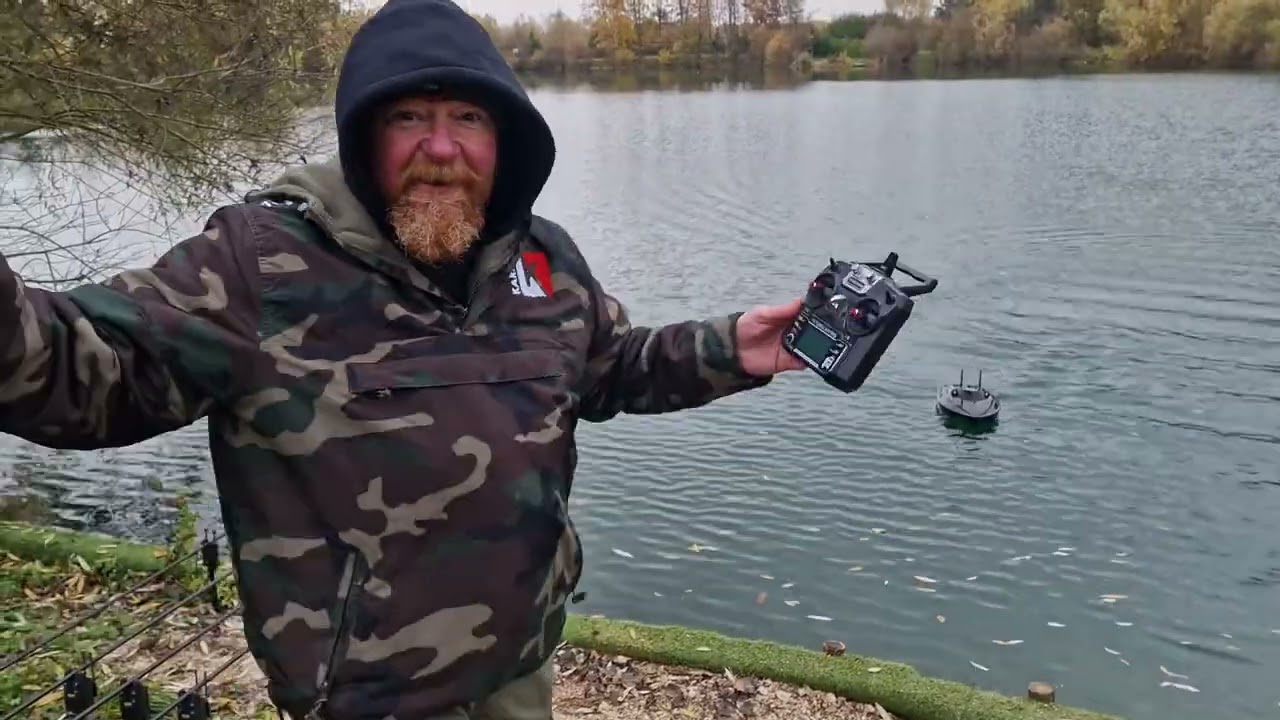 Future Carping V60 Bsit Boat GPS and Sonar.