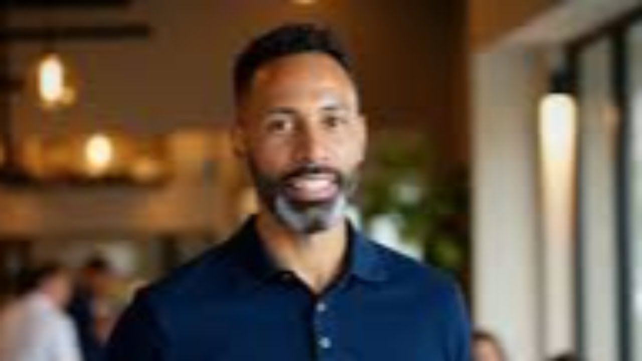 The Corporate Playbook Most Agents Never Learn - Darwin Stephens