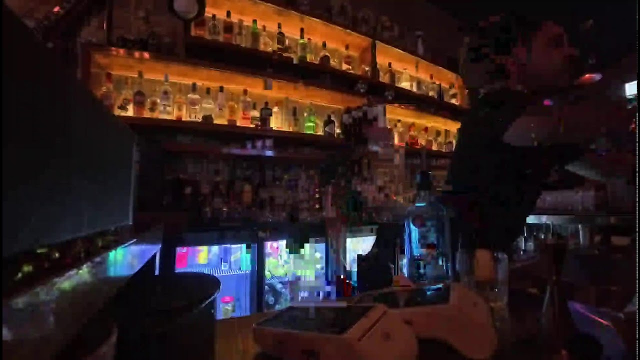 Live From the Bar: Drinks, Beats & Good Vibes