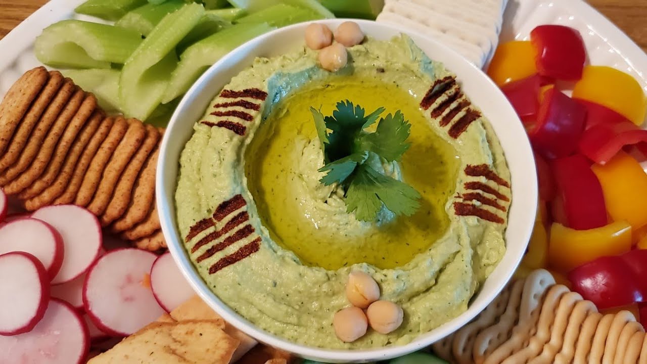 حمص بطحينة بالافوكادو  Avocado Hummus