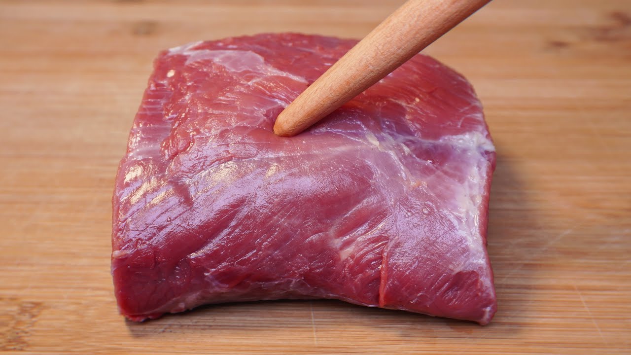 炒牛肉时，最忌放盐和料酒腌制，教你正确做法，牛肉不老不柴