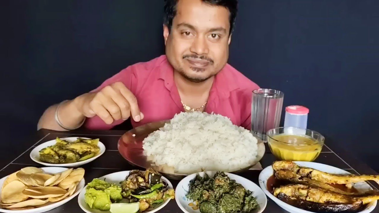 🐟Tengra Mach Beguner Jhol🍆, Puti Mach Uche Patla Jhol🐟, Dalbori Palong Shak Ghonto, Sorse Phool Bata