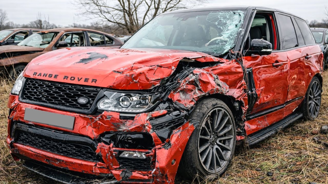 Full Restoration of a Range Rover Vogue Red from Total Disrepair to Looking New