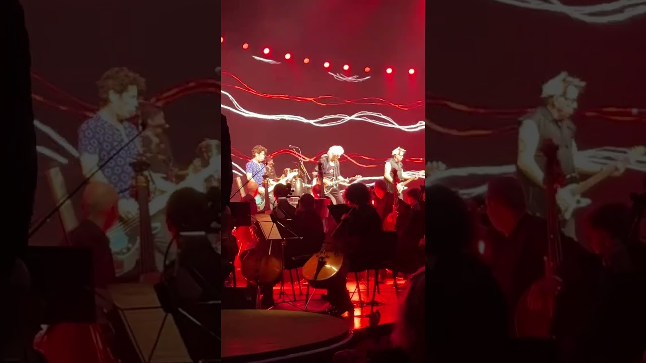 Queen - Stone cold crazy - LIVE - cover by The Offspring feat. Brian May - Bratislava - STARMUS VII