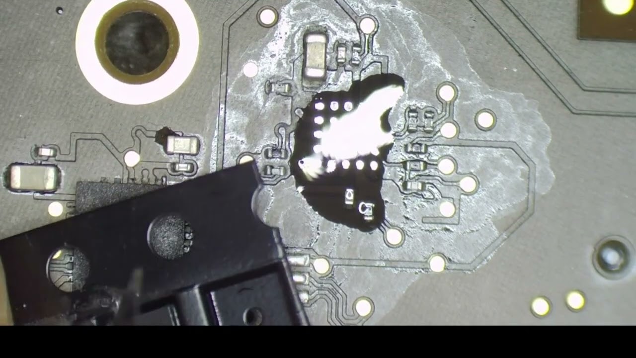 Apple MacbookAir écran noir Réparation de l'alimentation du rétro-éclairage.