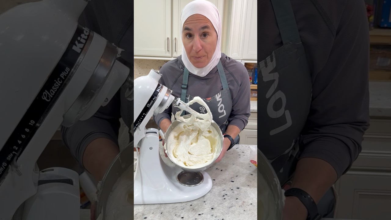 American buttercream recipe #recipe #fypシ゚ #fyp #cake #cakes #frosting #cakefrosting #food #caking
