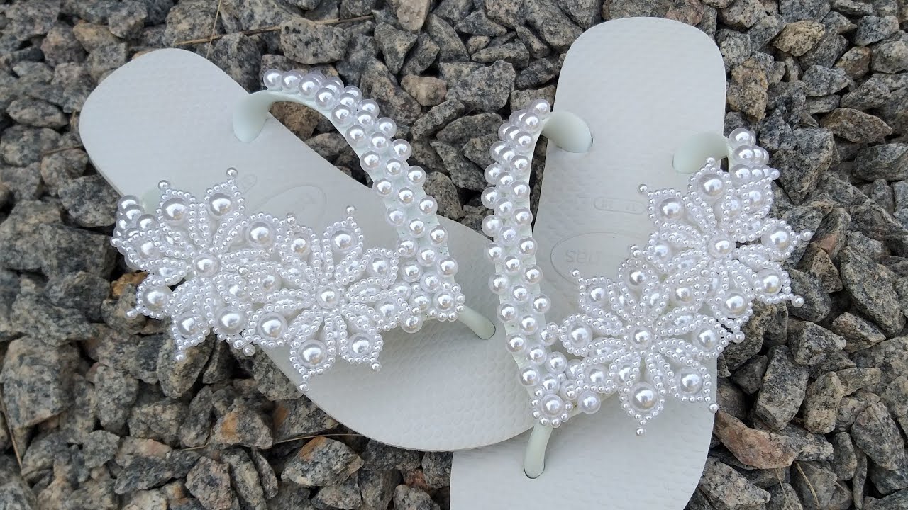CHINELO BORDADOS COM DUAS FLORES DE PÉROLAS - DIY - Adalto Lopes