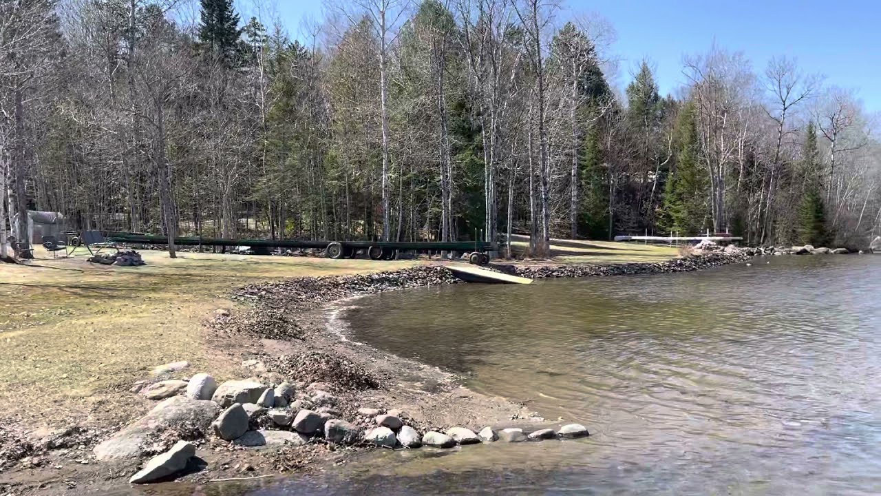 Drews Lake year round home
