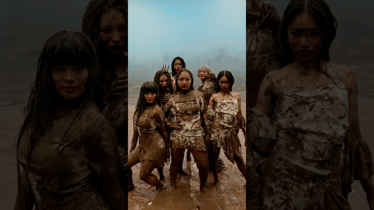 MUD RUNWAY🤎 #HANA #ROSE