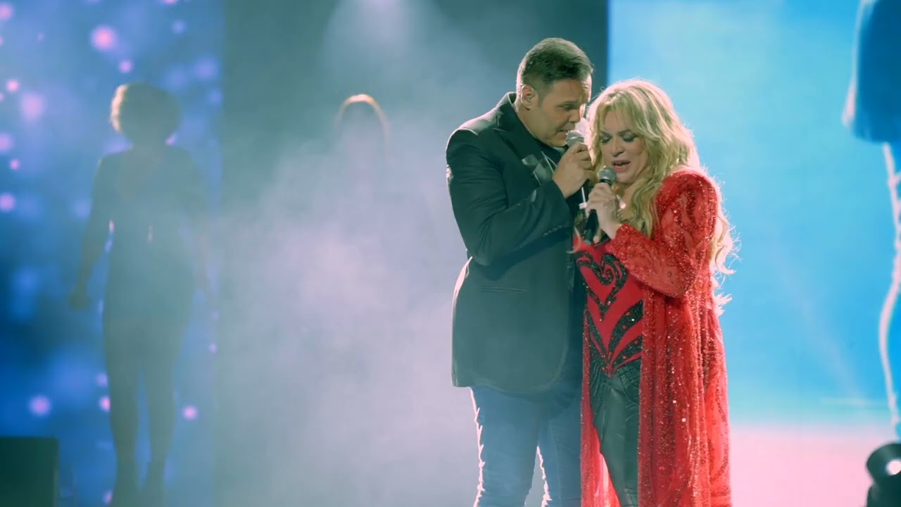 Ednita Nazario - No Me Mires Así ft. Frank Ceara (En Vivo desde el Teatro Nacional en Santo Domingo)