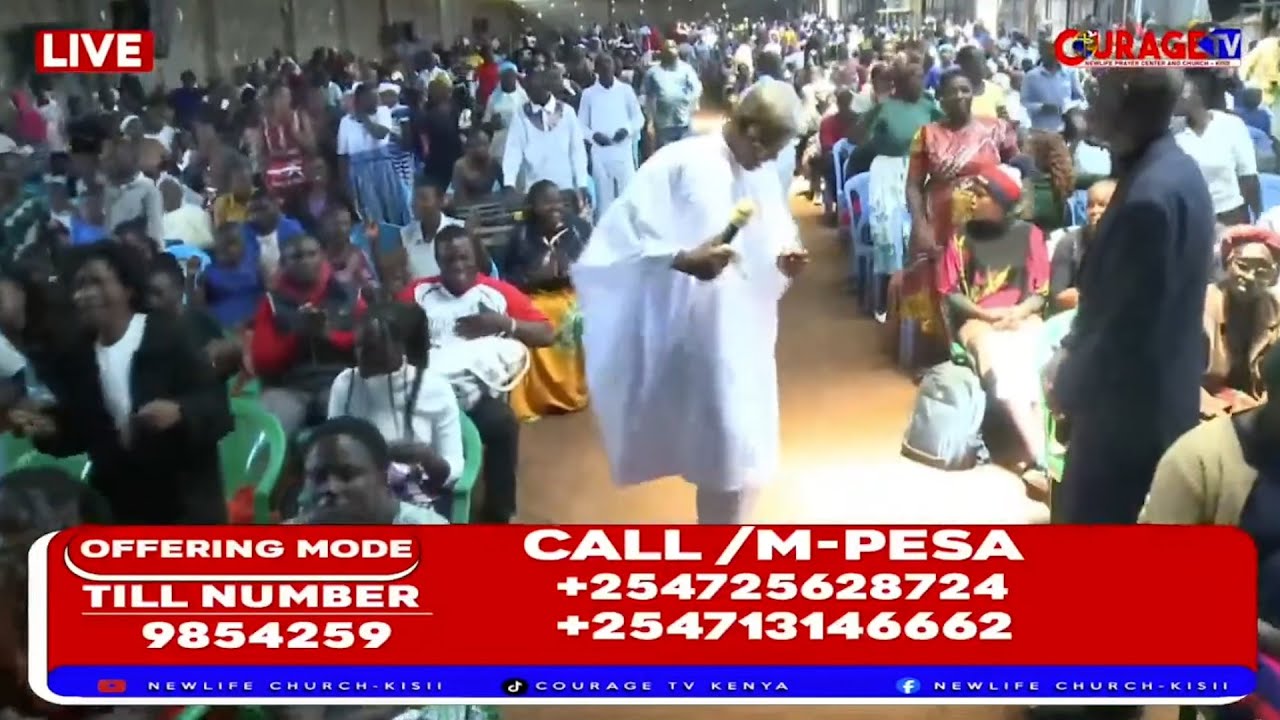 POWERFUL PRAISE AND WORSHIP MOMENTS IN CHURCH