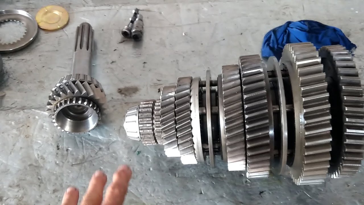 Scania 10 marchas FUNDINDO só o rolamento do piloto | O que pode ser?