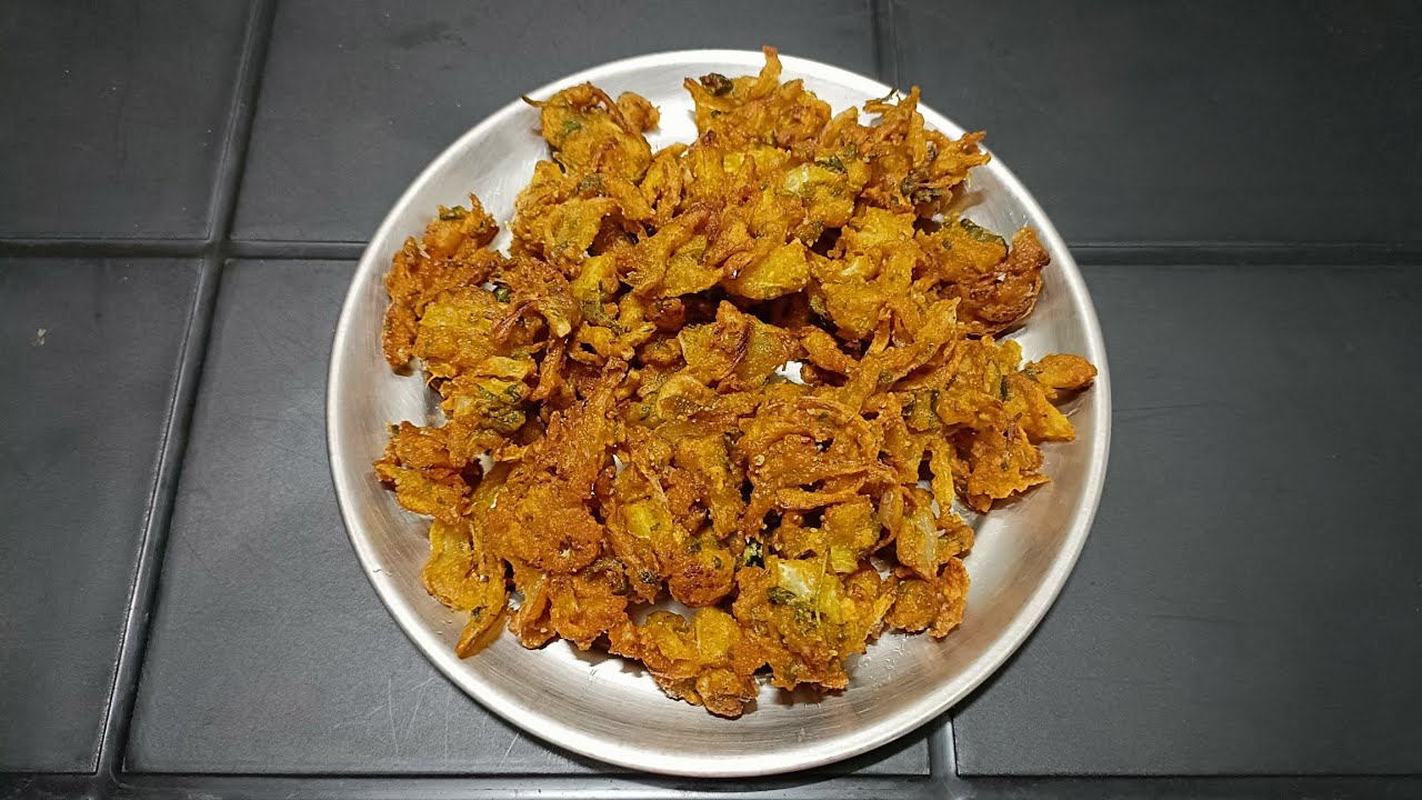 मानसून स्पेशल Gobhi aur Pyaz ke पकौड़े😋खाके मजा ही आ जाएगा😊