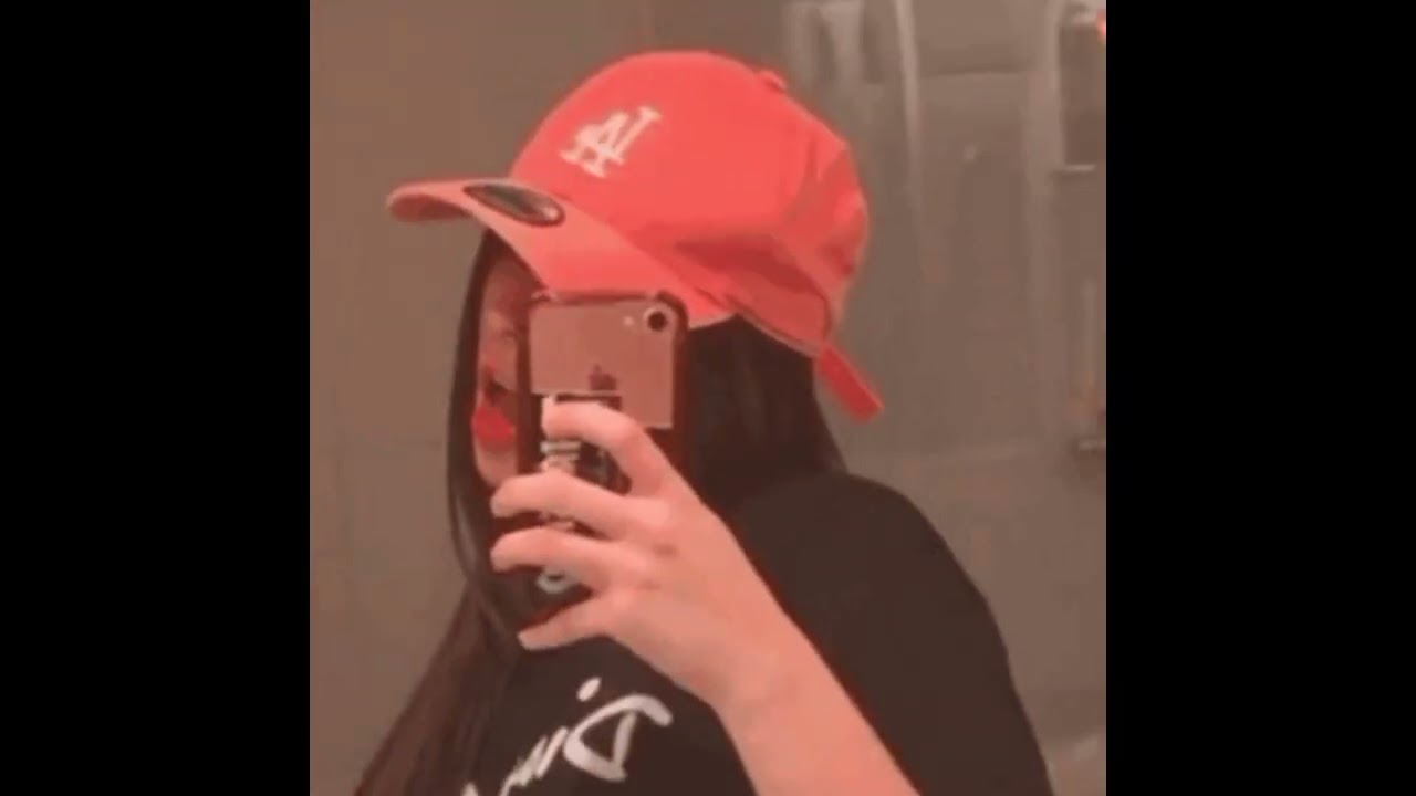 Ella Es Un Camuflaje (Slowed + Reverd)