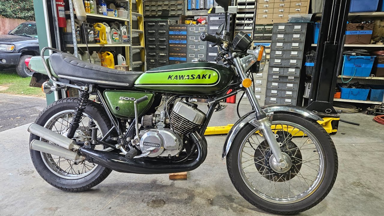 1974 KAWASAKI H1 Mach III Triple с 2-тактным двигателем объемом 750 куб. см — он быстрый? — NNKH