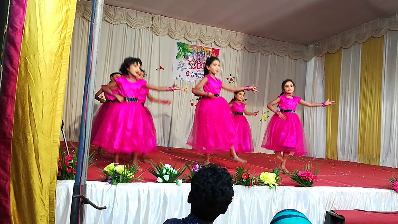 Hitler song school dans ponnu