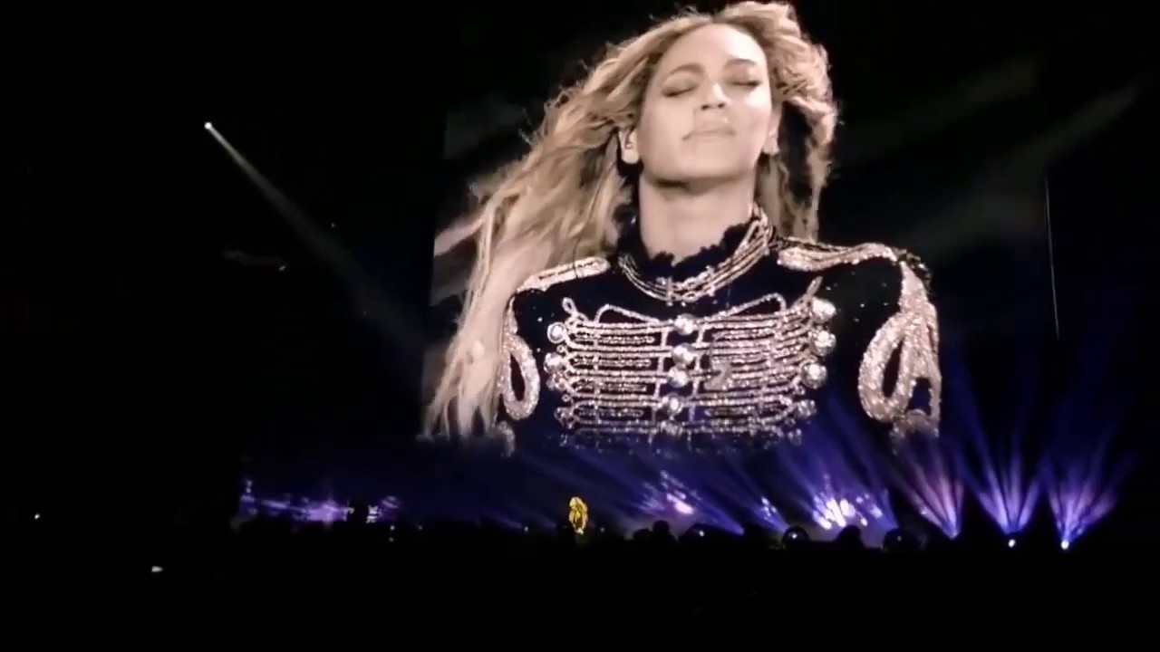 Beyonc&eacute; - Beautiful Ones [Prince Tribute] (LIVE THE FORMATION WORLD TOUR)