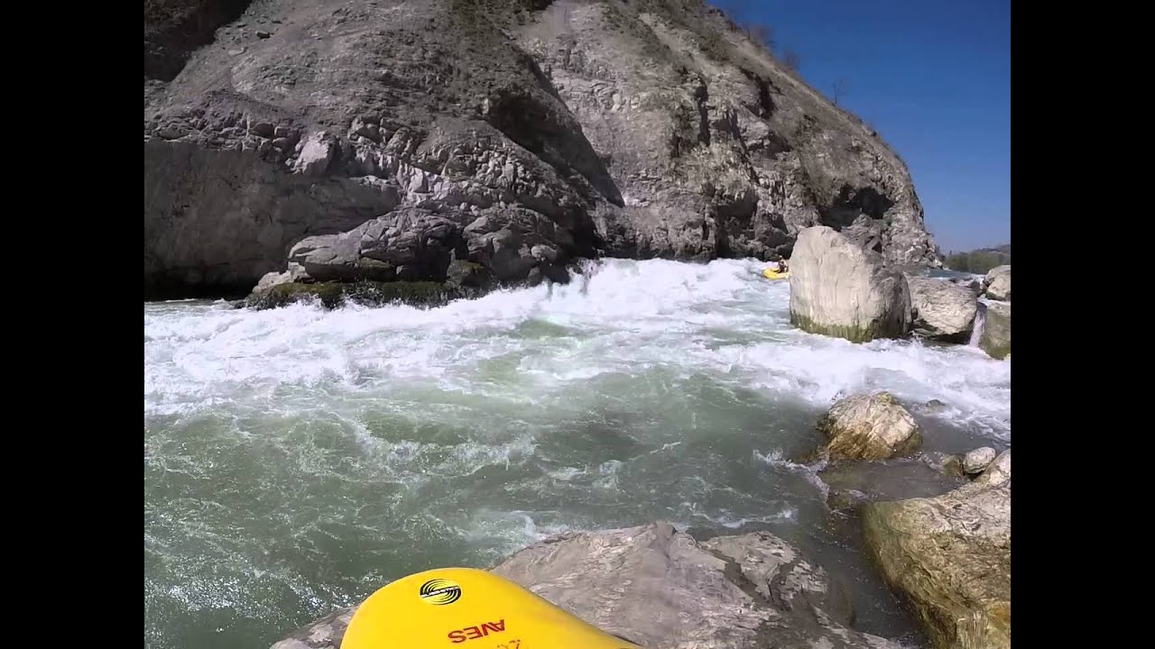 Lilita hitting her line on the Sun Kosi
