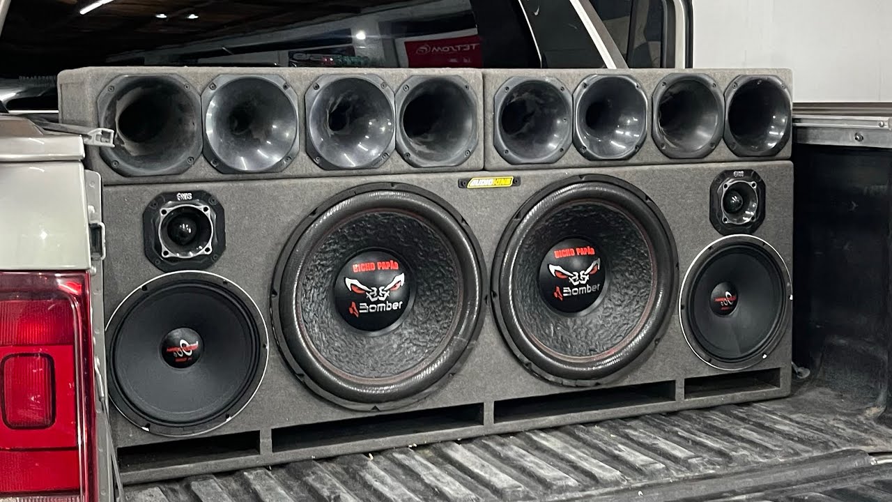 AMAROK V6 CON DOS BICHOS DE 15💣