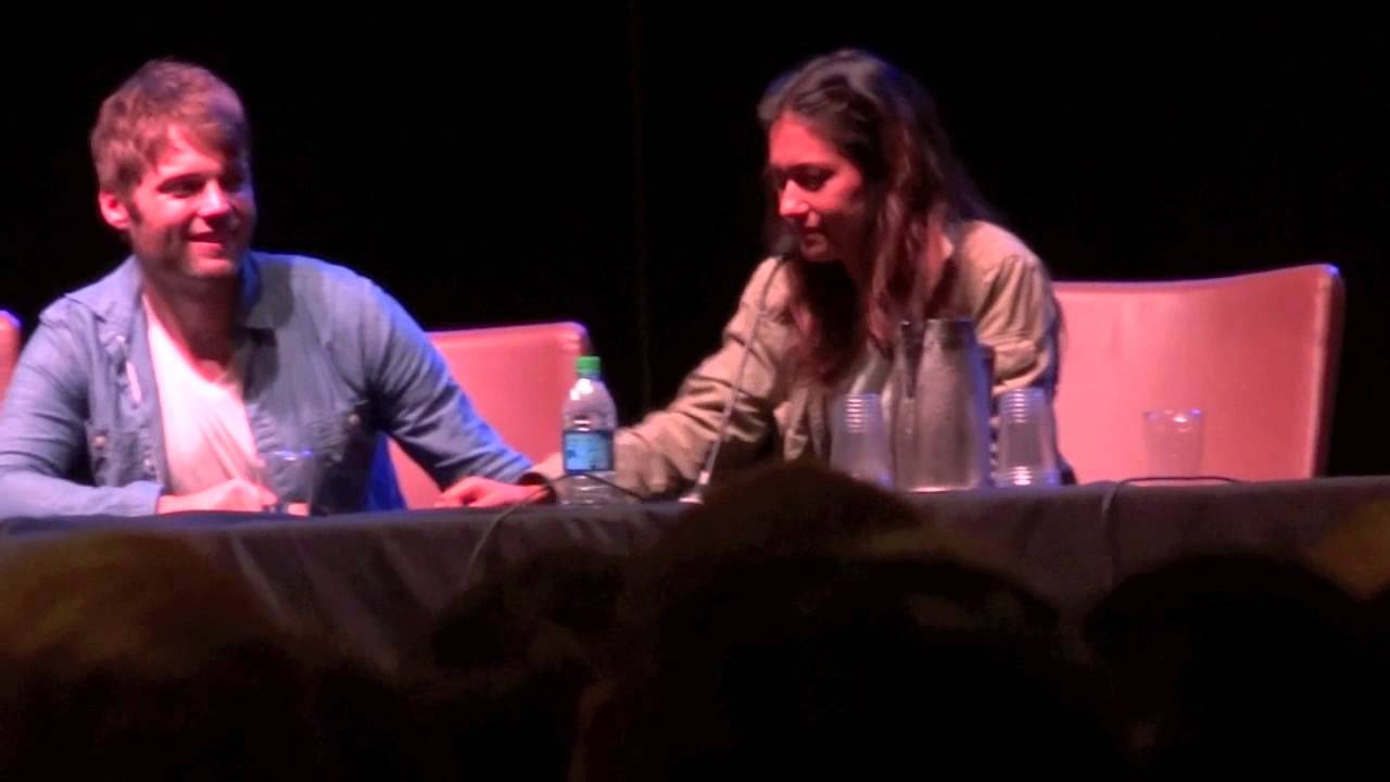 Arrow Panel Discusses Stephen Amell - Clip - DragonCon 2013