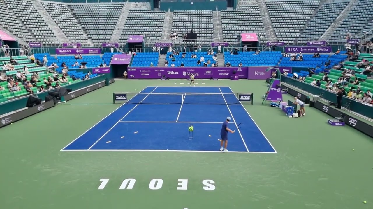 Iga Swiatek Practice at Korea Open 2025