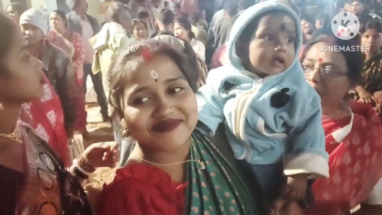 আমাদের ছোটো পুচকু সন্দীপা মার নামে পূজো দিয়ে এলাম বাবা ও মায়ের মন্দিরে 🕌🕌🕌🕌🕌🕌🕌 